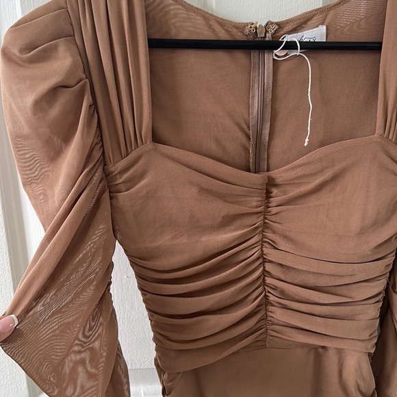 Oh Polly - Rouged Beige Dress - Picture 2 of 3